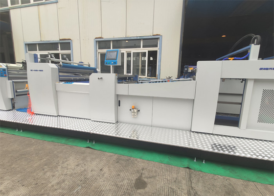 Porcellana Pressa di stampaggio della laminazione su ordinazione, una macchina laterale della laminazione per industria del pacchetto fornitore